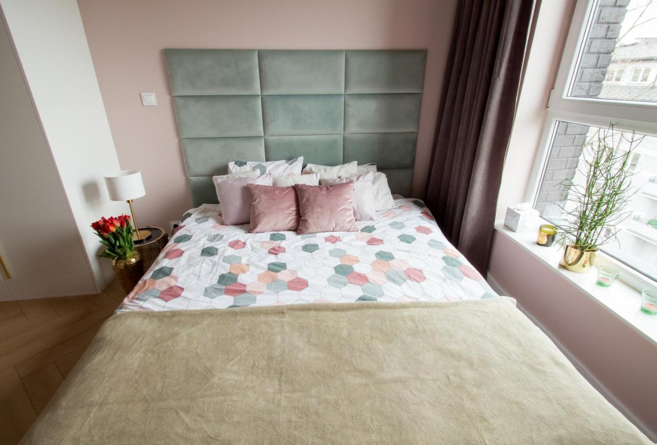 Nowy Apartment Przy Placu Szembeka Warszawa Eksteriør bilde