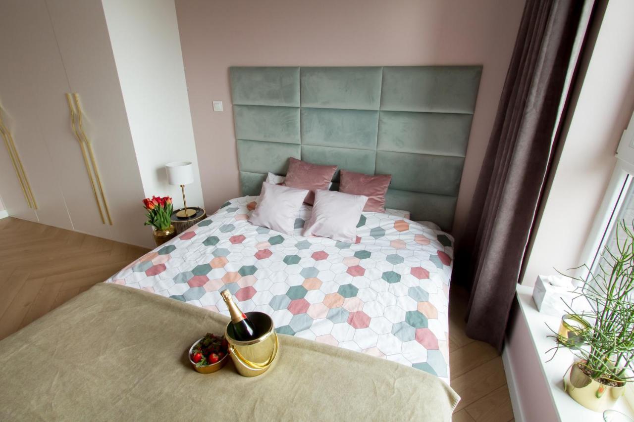 Nowy Apartment Przy Placu Szembeka Warszawa Eksteriør bilde