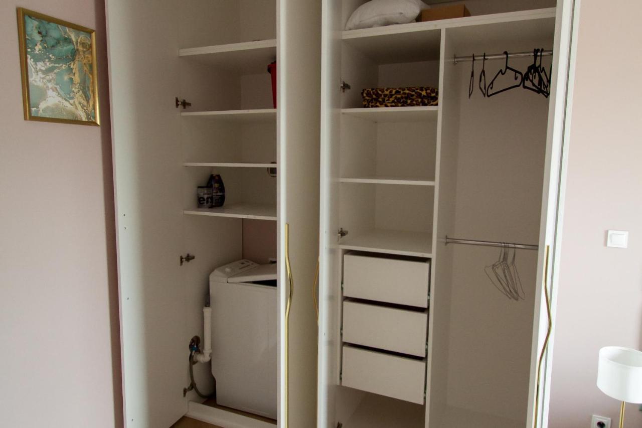 Nowy Apartment Przy Placu Szembeka Warszawa Eksteriør bilde